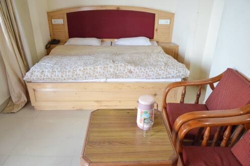 Hotel Hans, Shimla 2